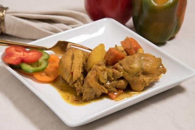 Curried Chicken Family Meal.